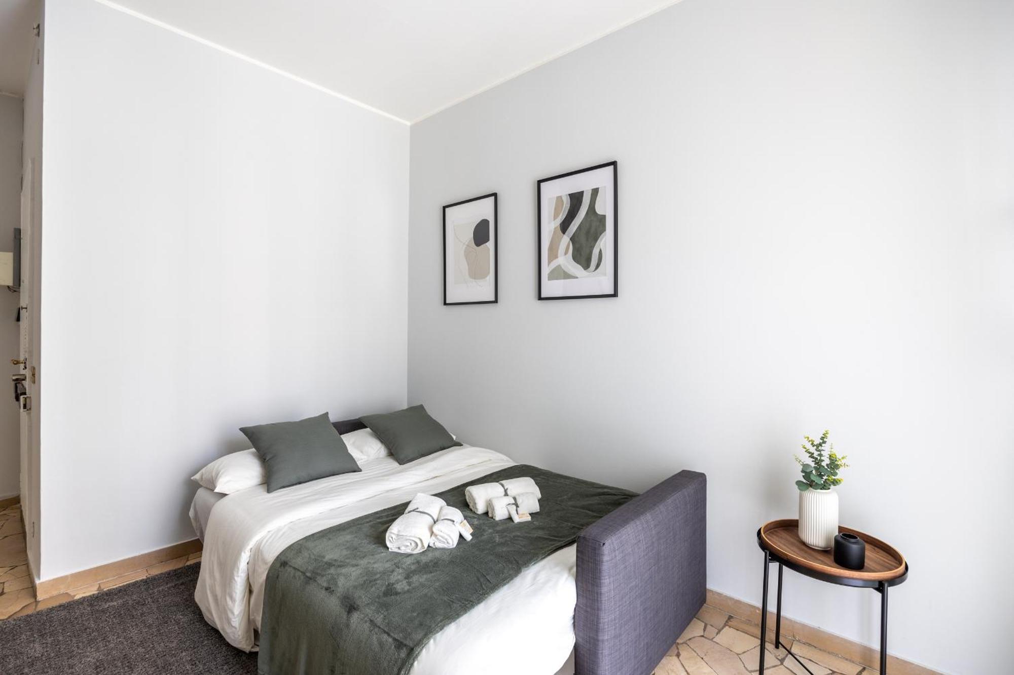 8 Min Dalla Metro Casa Elegante Con Netflix E Wifi Milano Ngoại thất bức ảnh