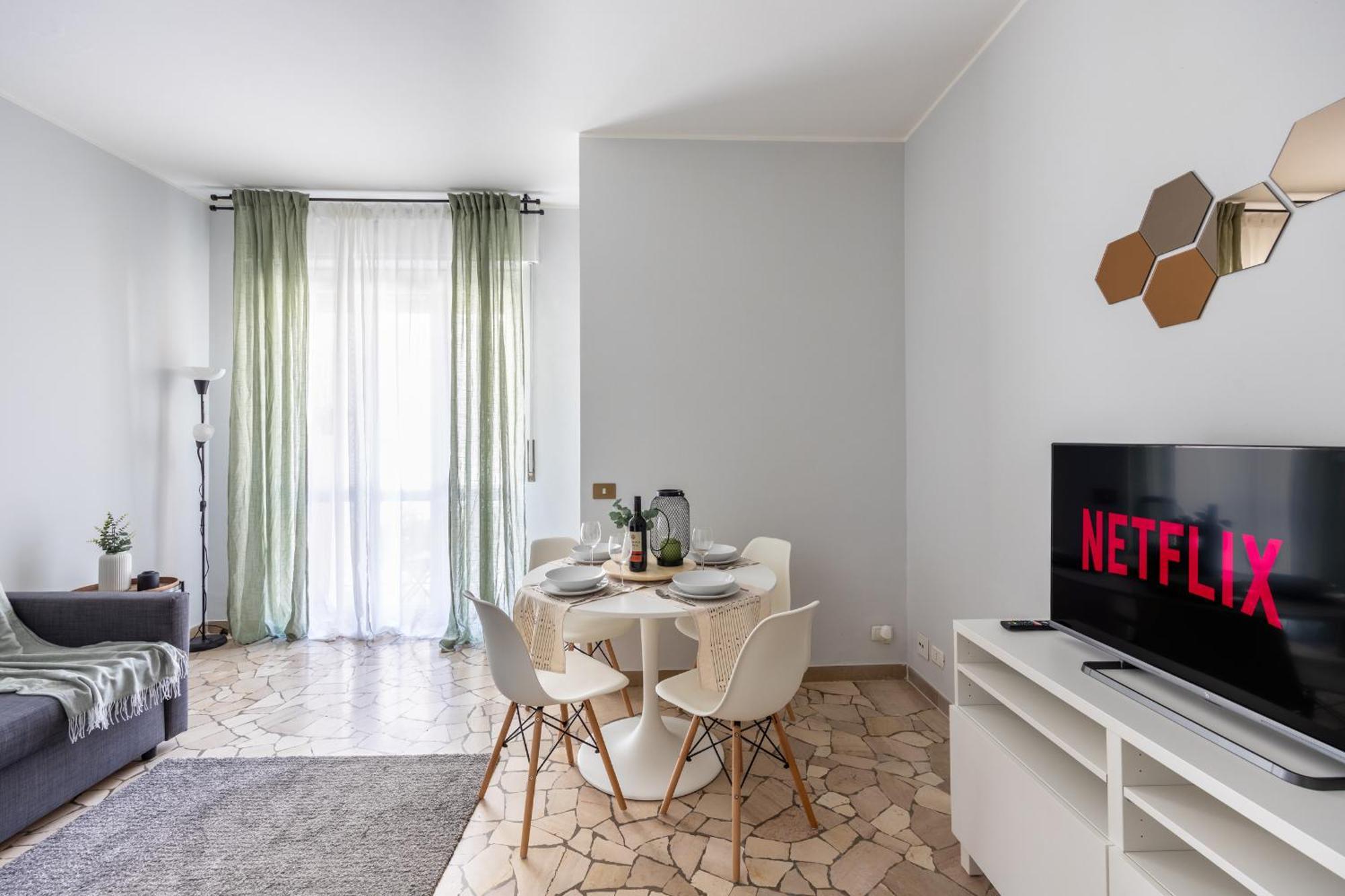 8 Min Dalla Metro Casa Elegante Con Netflix E Wifi Milano Ngoại thất bức ảnh